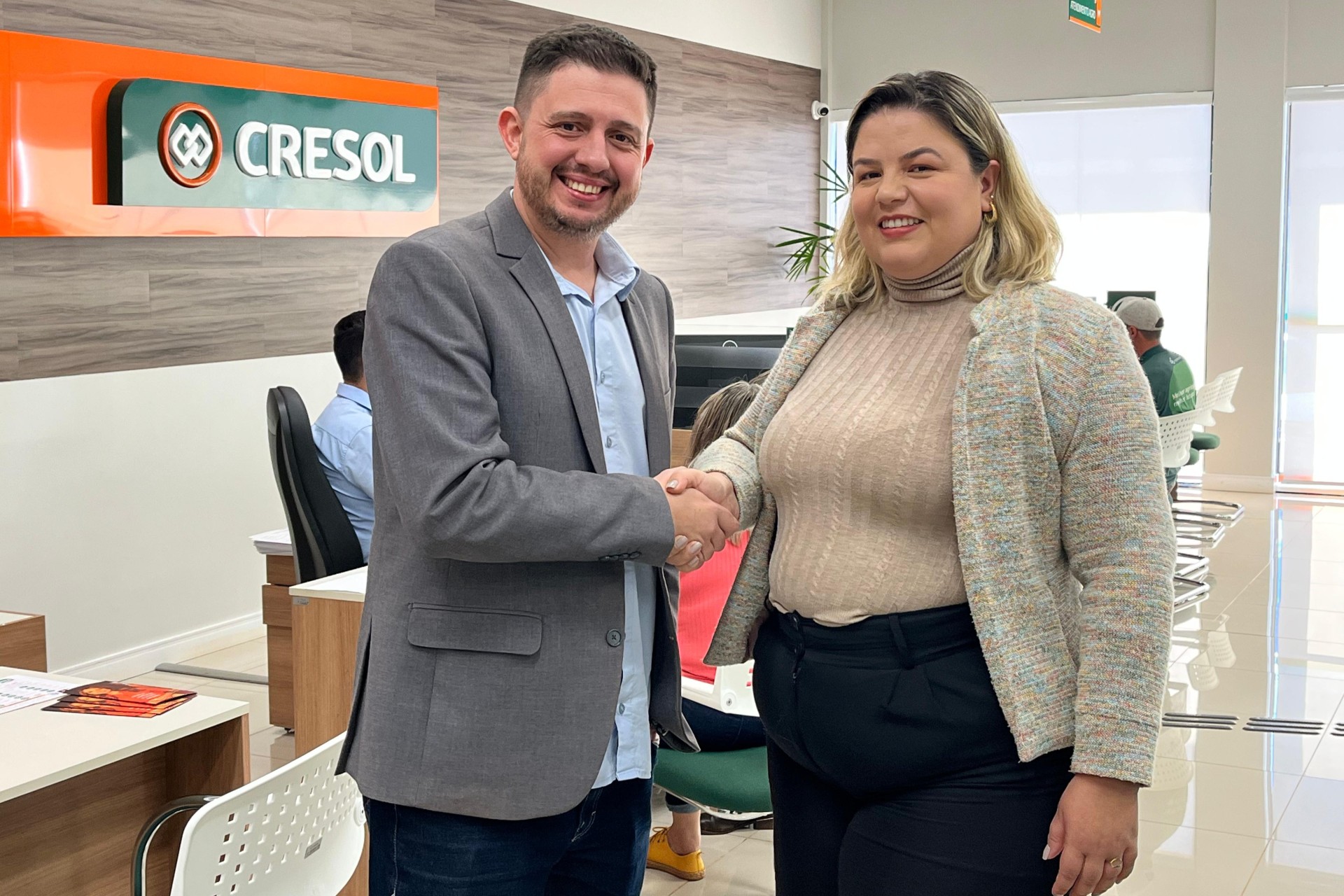 Novidade: Cresol apresenta nova gerente para agência de Missal