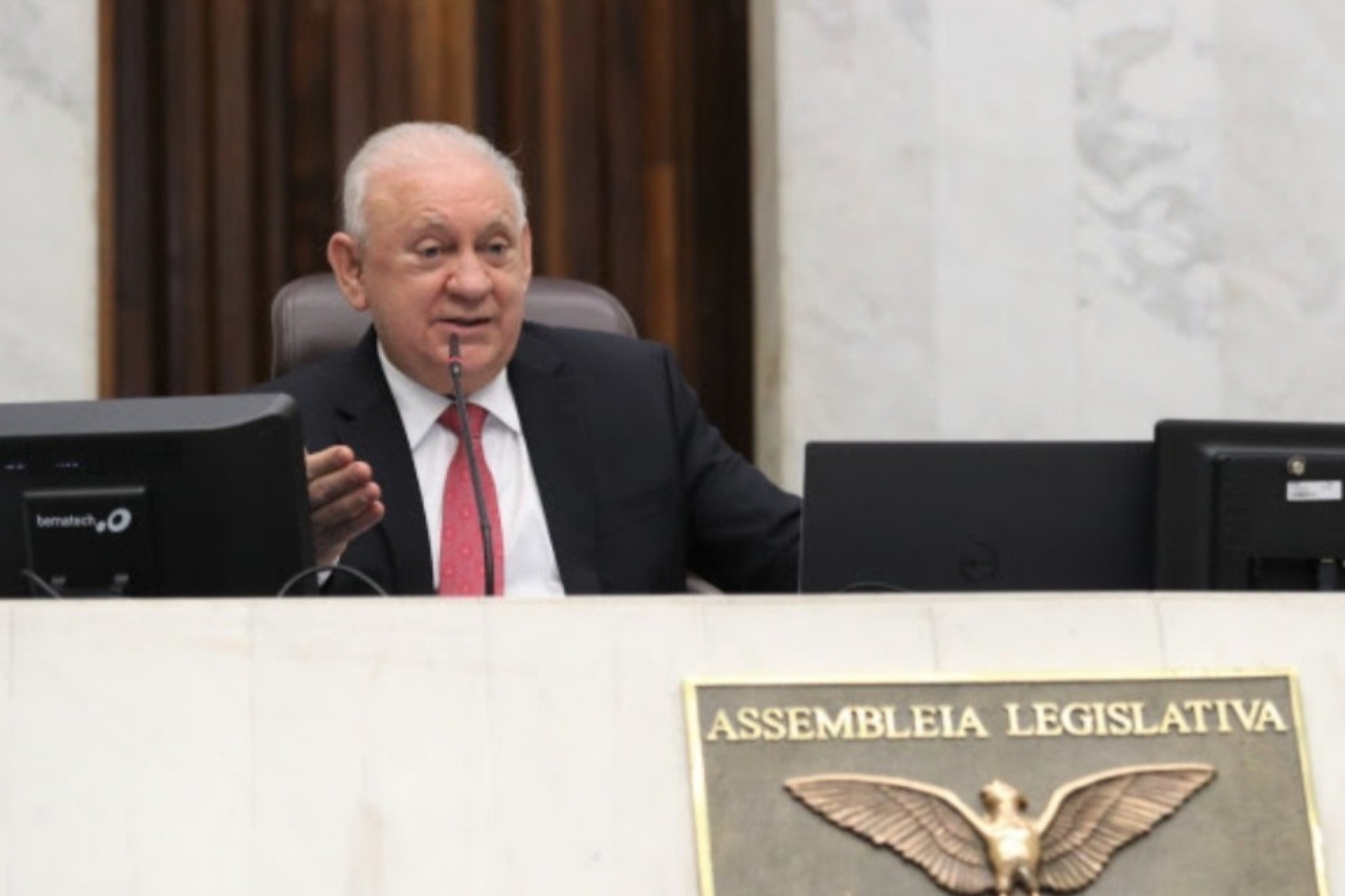 O presidente da Assembleia, deputado Ademar Traiano, comentou o resultado das eleições presidenciais