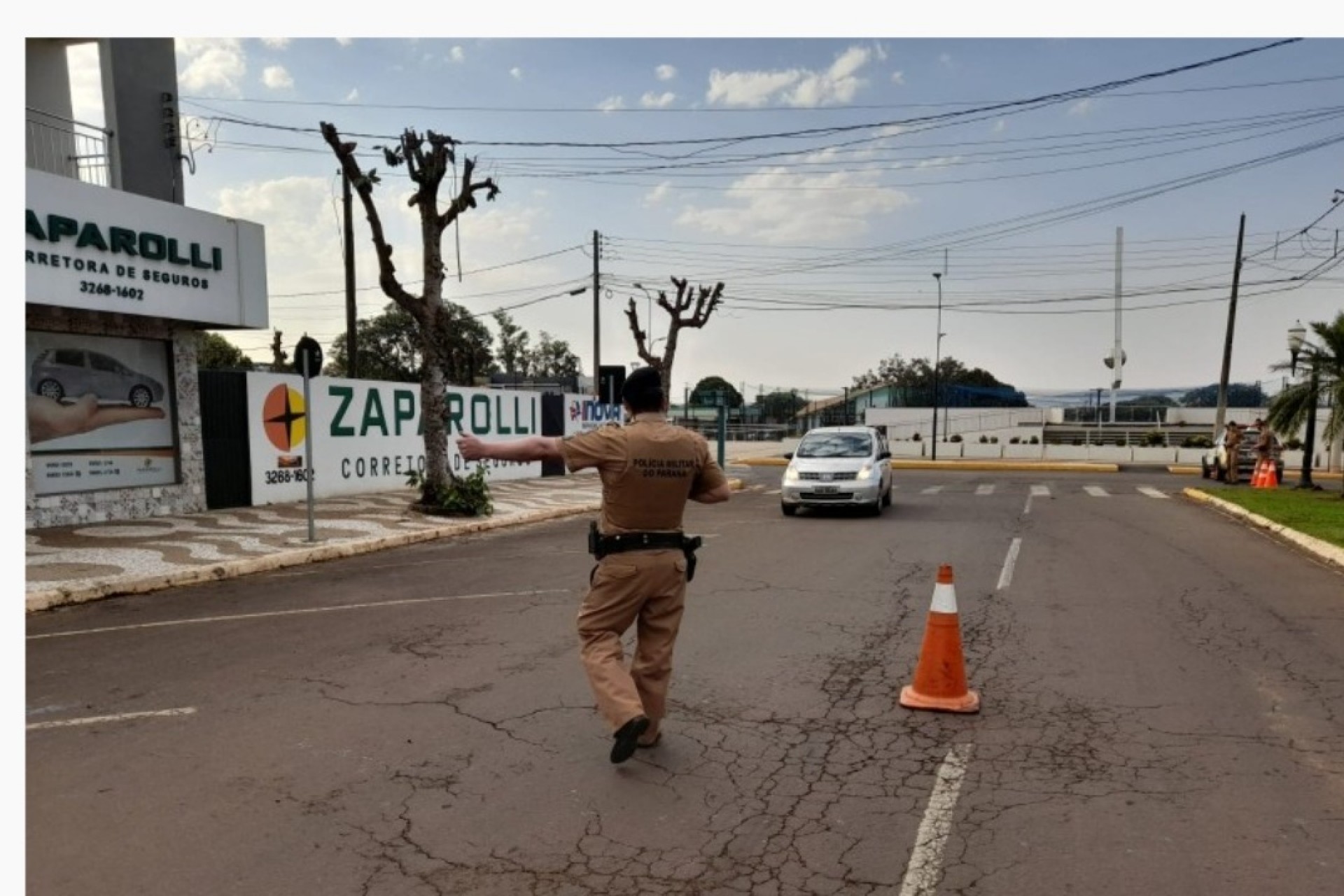 Operação Fecha Quartel em Santa Helena apreende carros e motocicletas irregulares