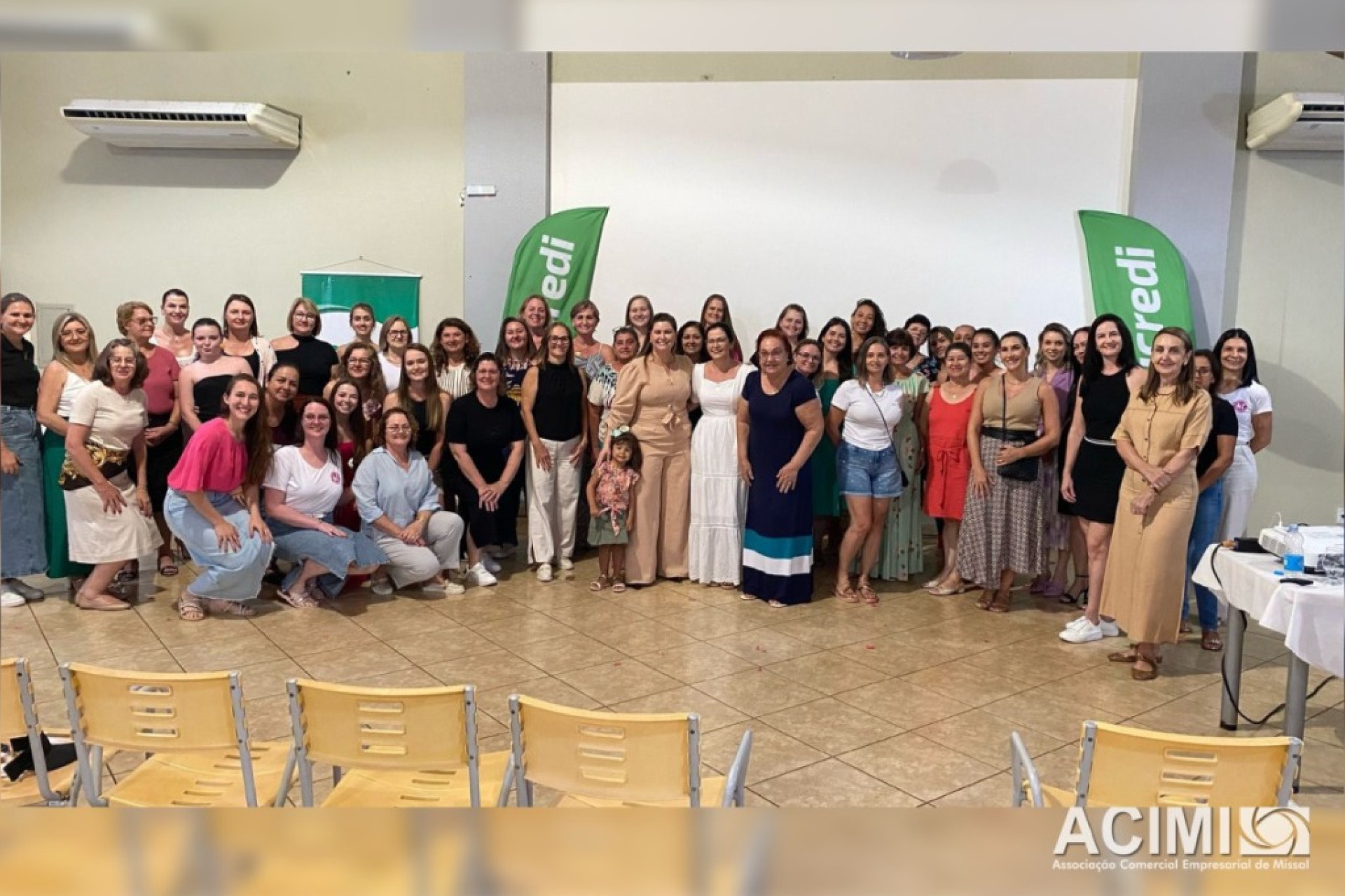 Palestra “Mulher, Você é Incrível” inspira e empodera mulheres em Missal