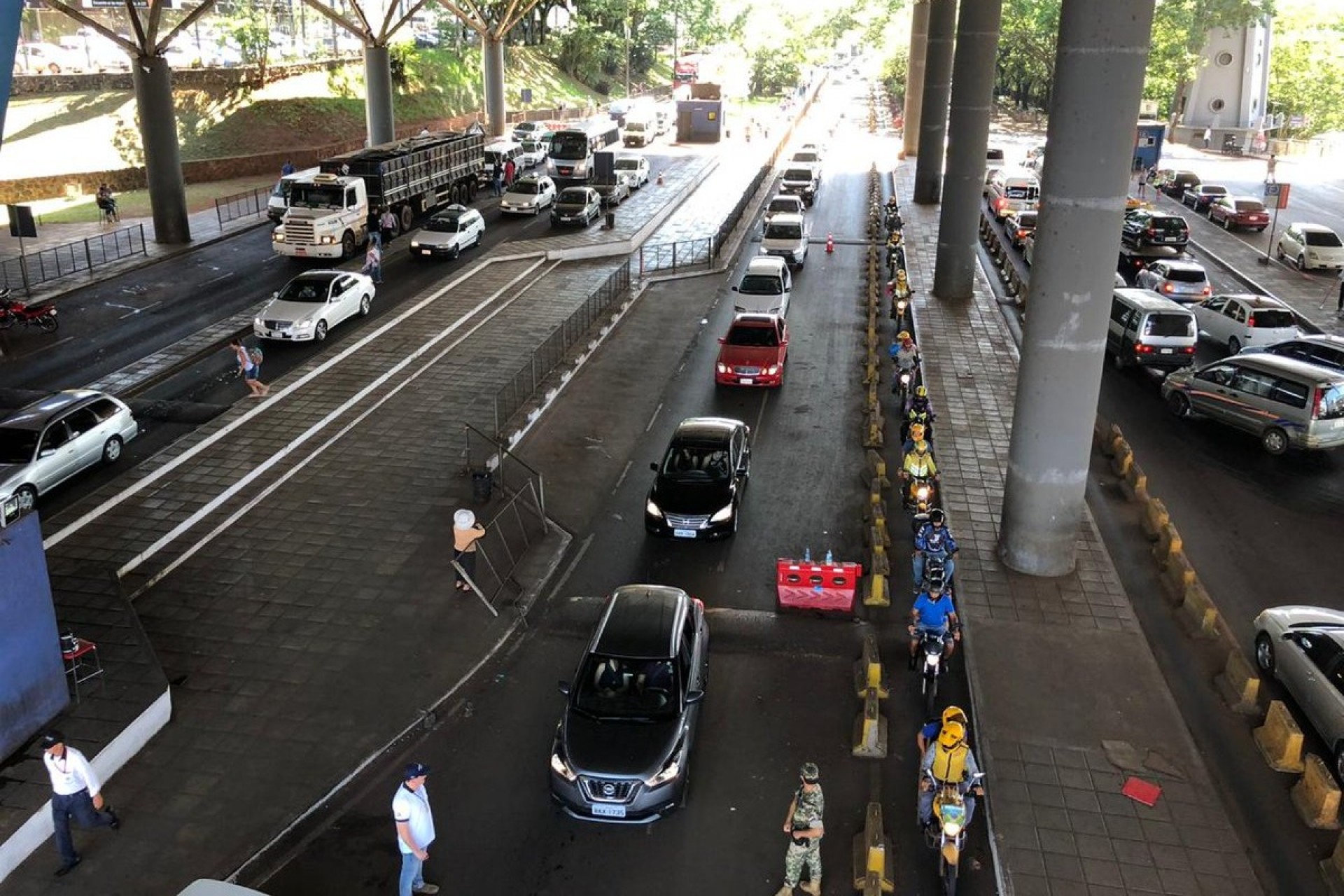 Paraguai anuncia reabertura total da Ponte da Amizade a partir da próxima semana