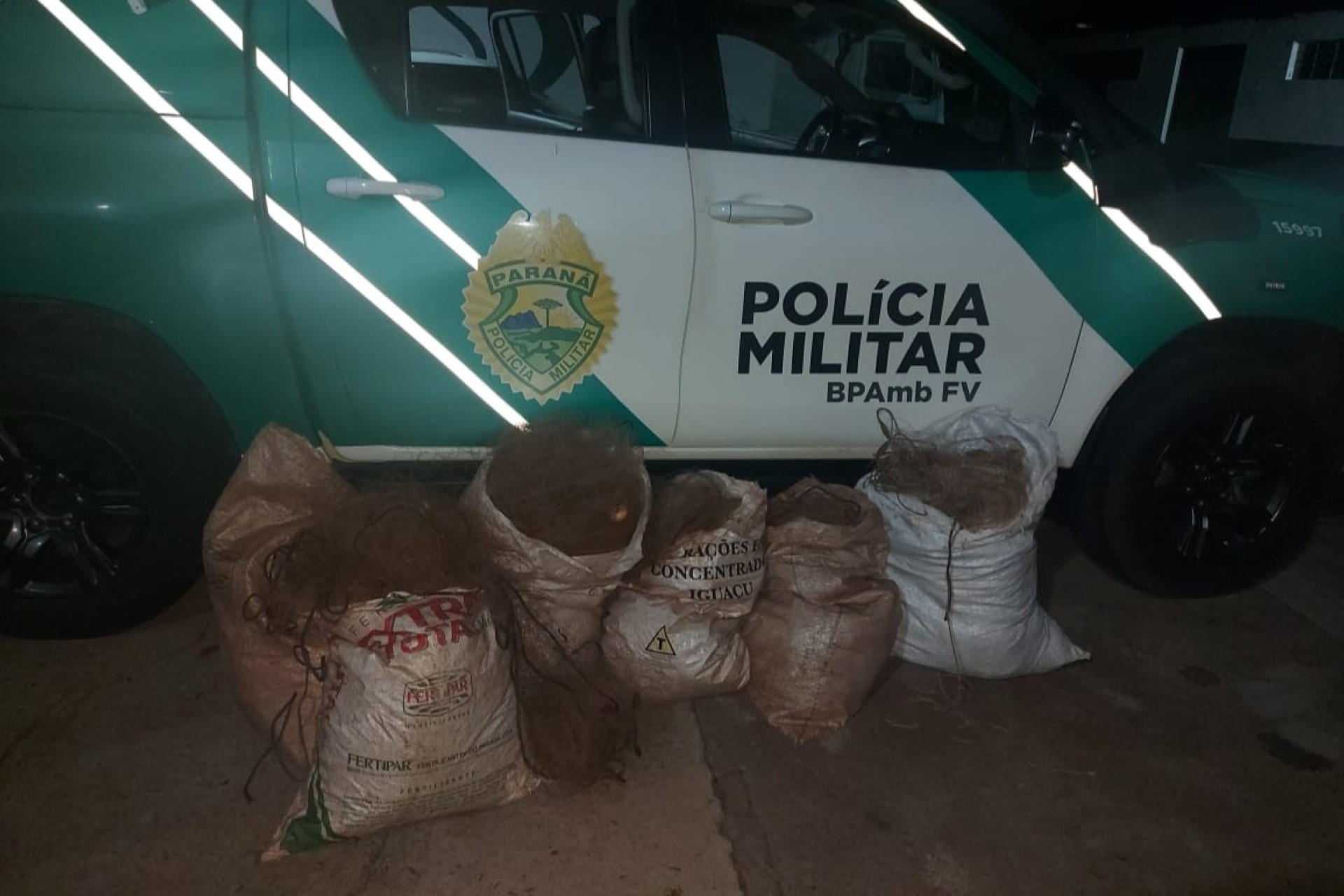 Polícia Militar Ambiental apreende arma de fogo e materiais de pesca predatória em Santa Helena