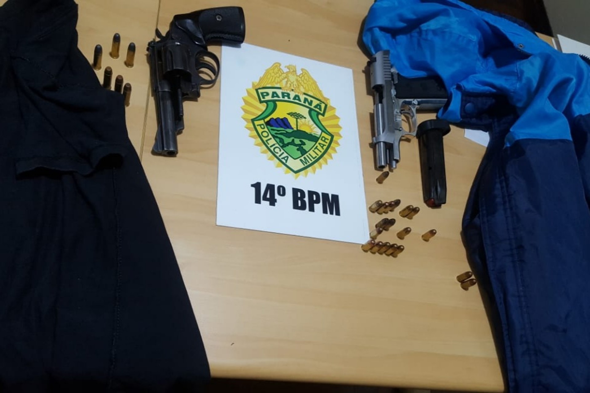 Polícia Militar de Missal apreende duas armas e conduz indivíduos à Delegacia