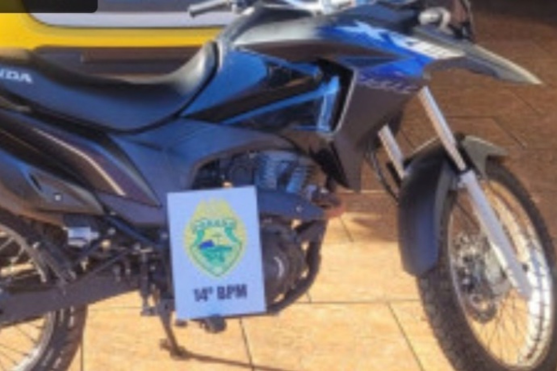 Polícia Militar recupera motocicleta que havia sido roubada em Missal