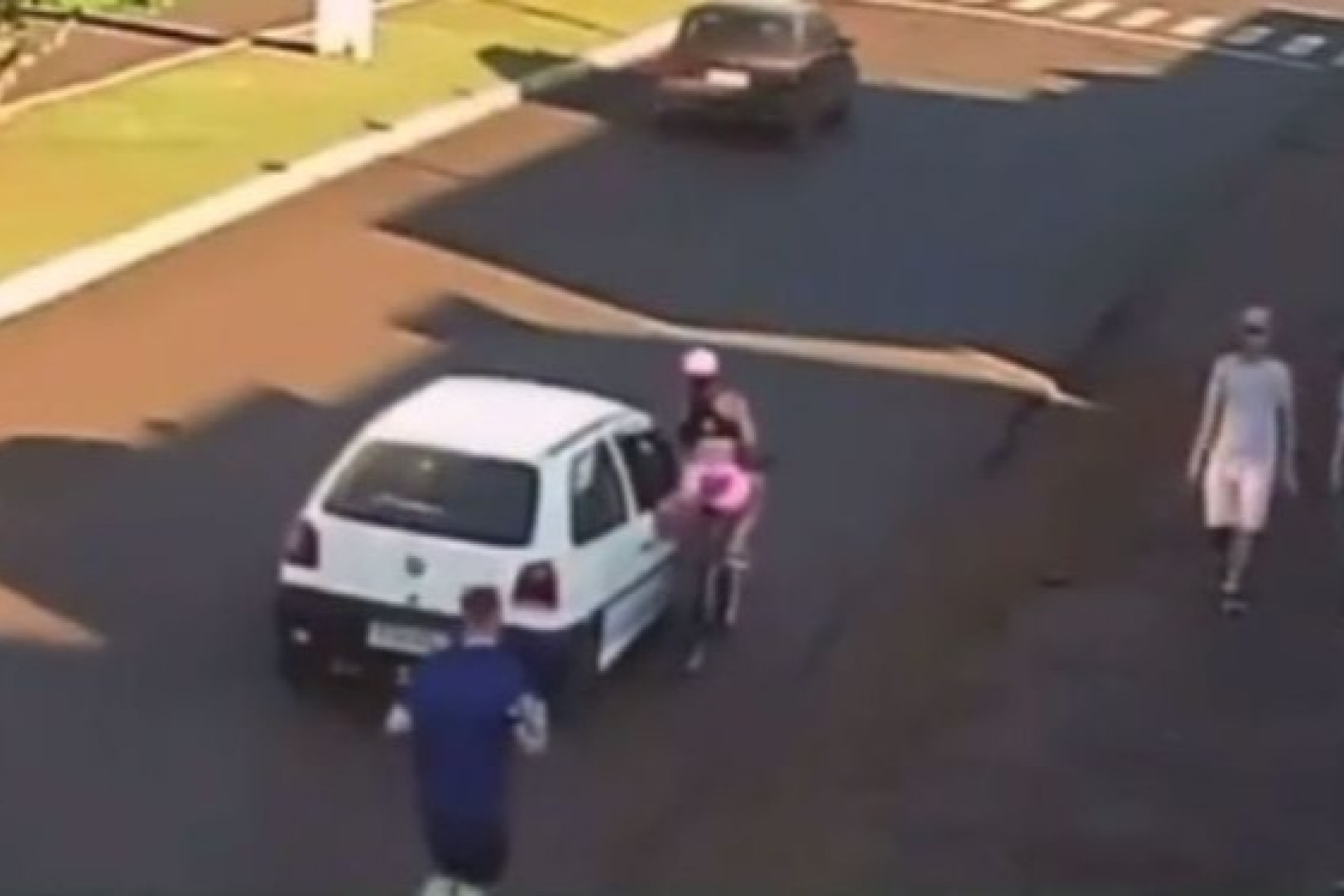 Polícia prende suspeito de assediar e derrubar ciclista no Paraná