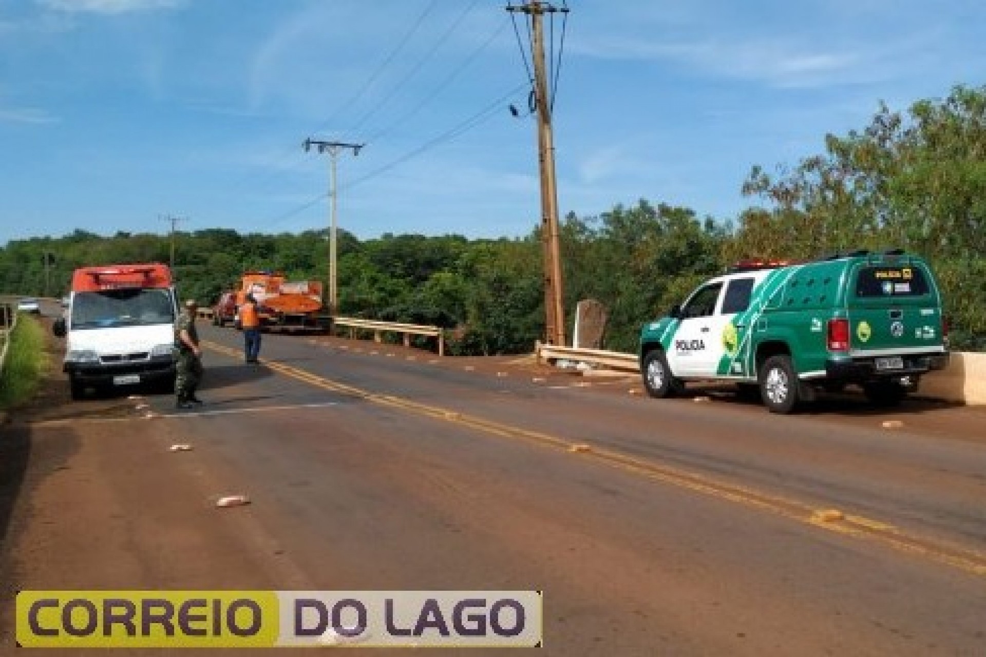 Policial Militar de folga impede que mulher tire a própria vida na ponte do rio São Francisco Falso