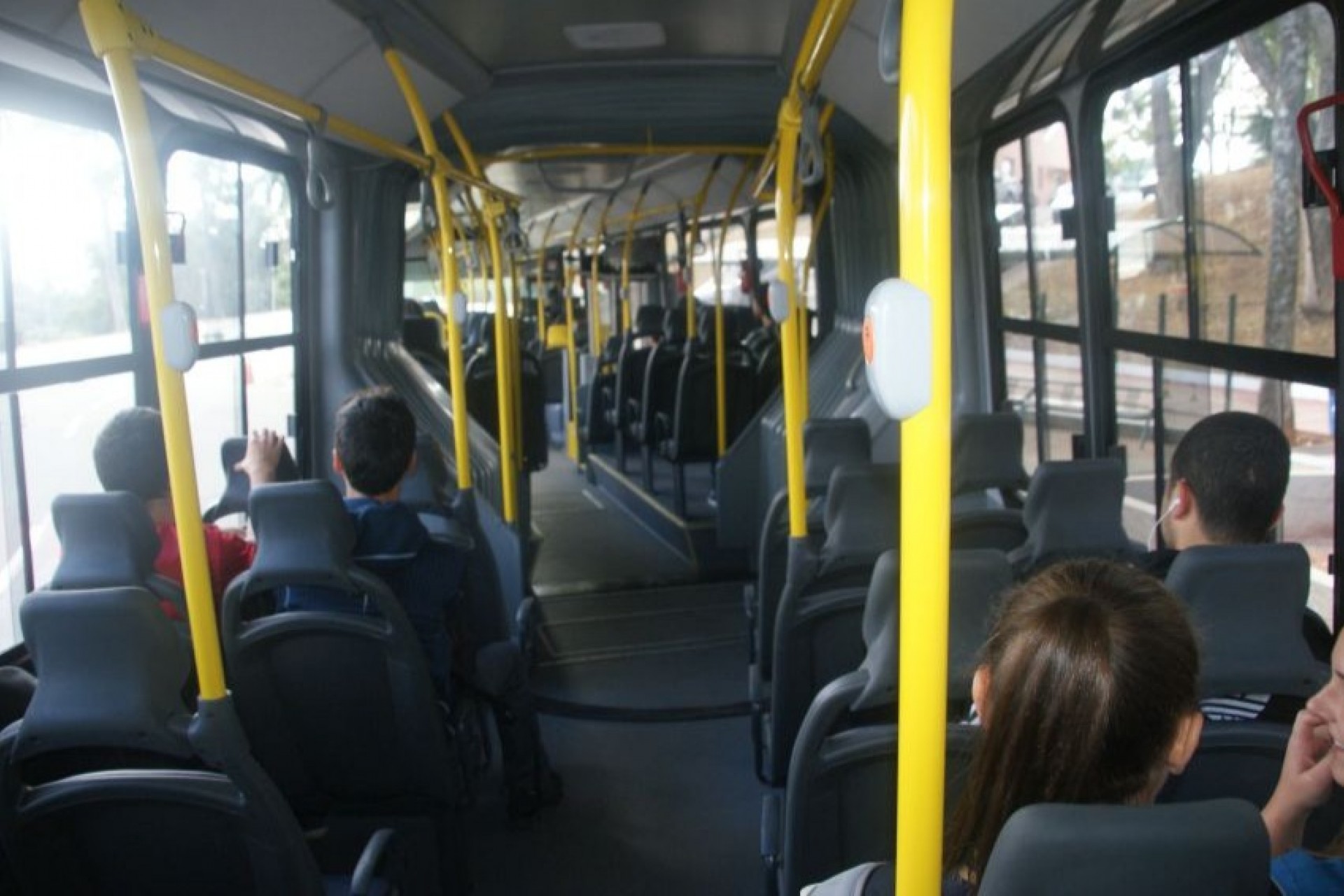 Por importunação e assédio sexual, PM prende homem dentro de ônibus em Medianeira