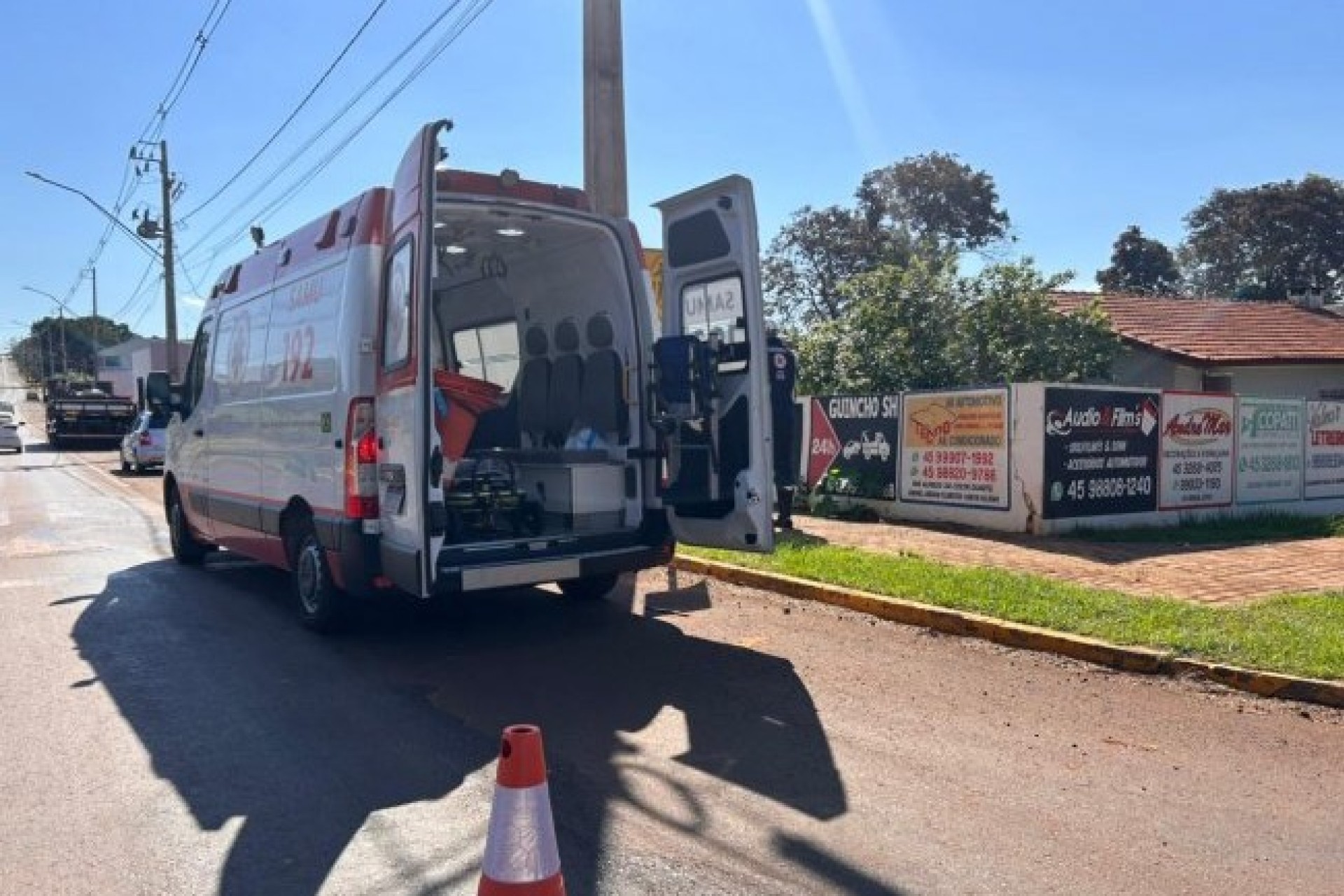 Queda de patinete elétrico deixa jovem ferida após perder o controle em Santa Helena