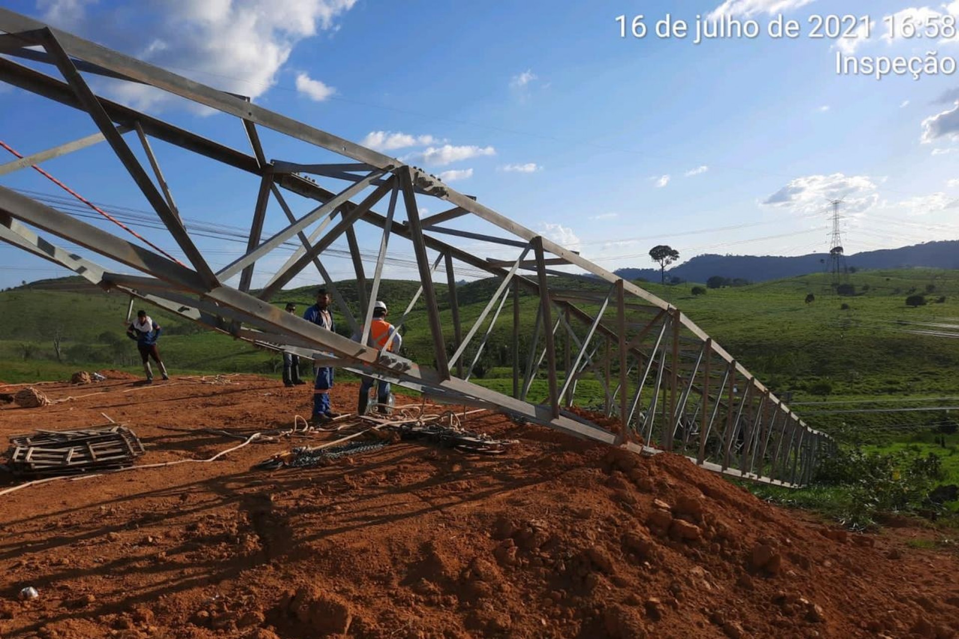 Queda de torre de transmissão mata 7 e deixa 12  trabalhadores feridos no Pará