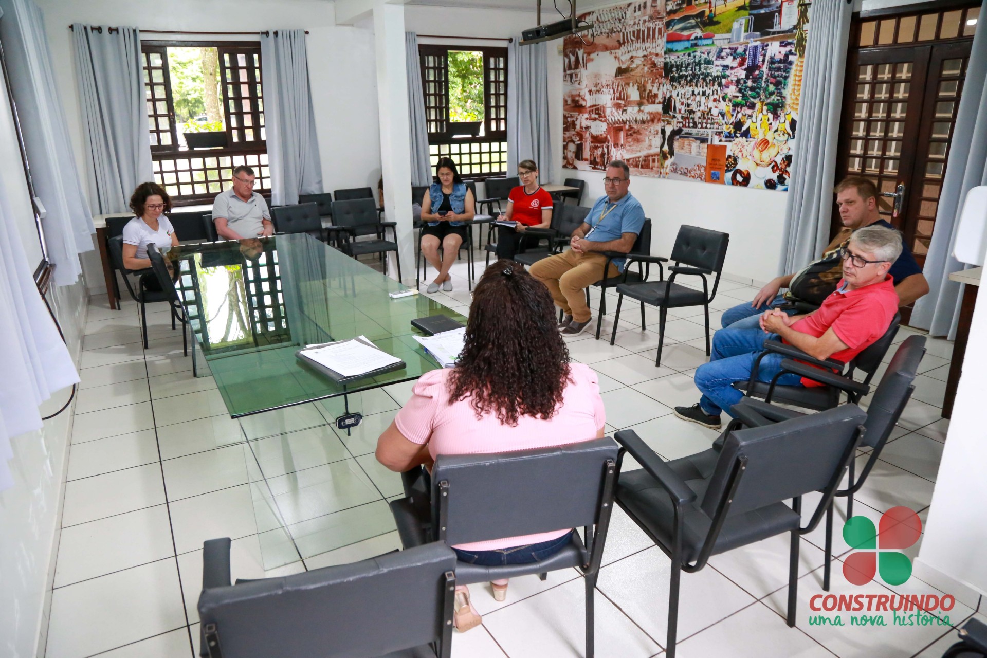 Representantes do Núcleo de Educação prestam esclarecimentos sobre o Transporte escolar em Missal