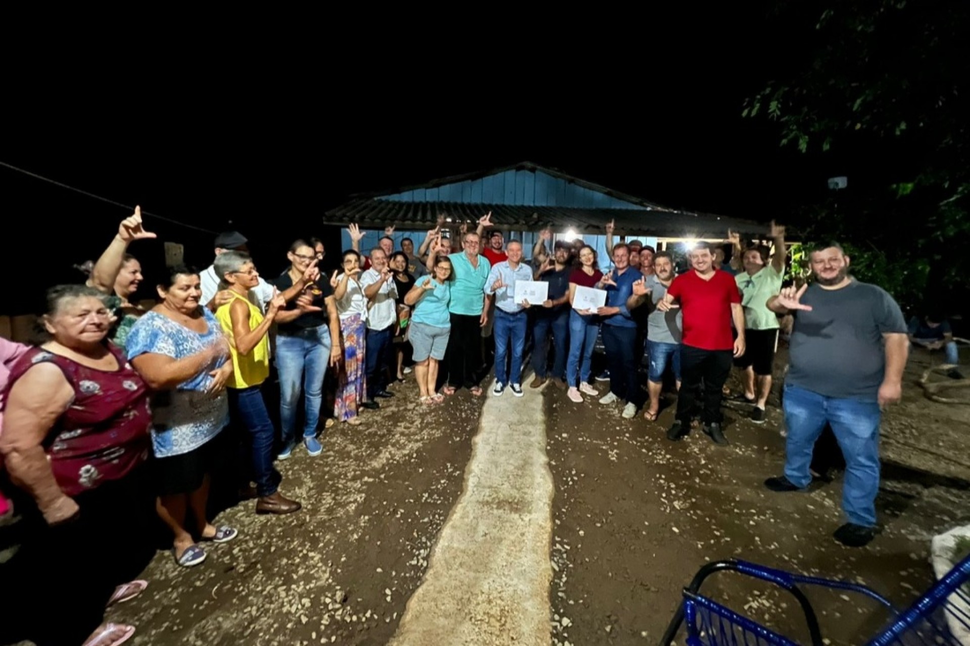 Representantes do PT de Missal participam de reunião com deputados