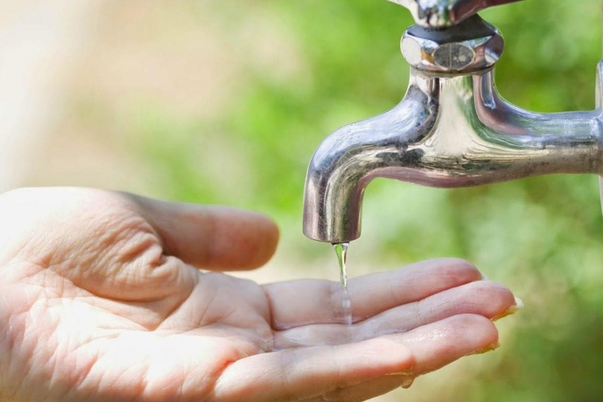 Rompimento de adutora afeta abastecimento de água no Distrito Santa Inês, em Itaipulândia
