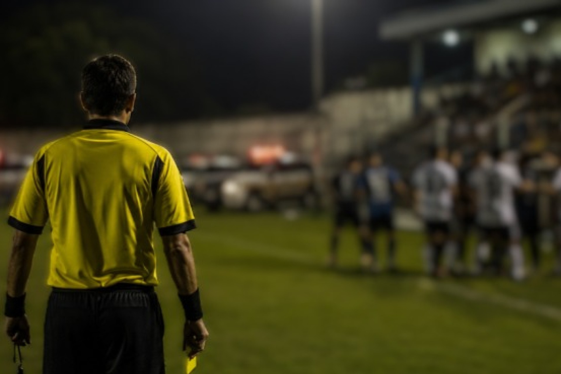 Santa Helena: Condutas antidesportivas fazem arbitragem desistir e campeonato de futebol é suspenso