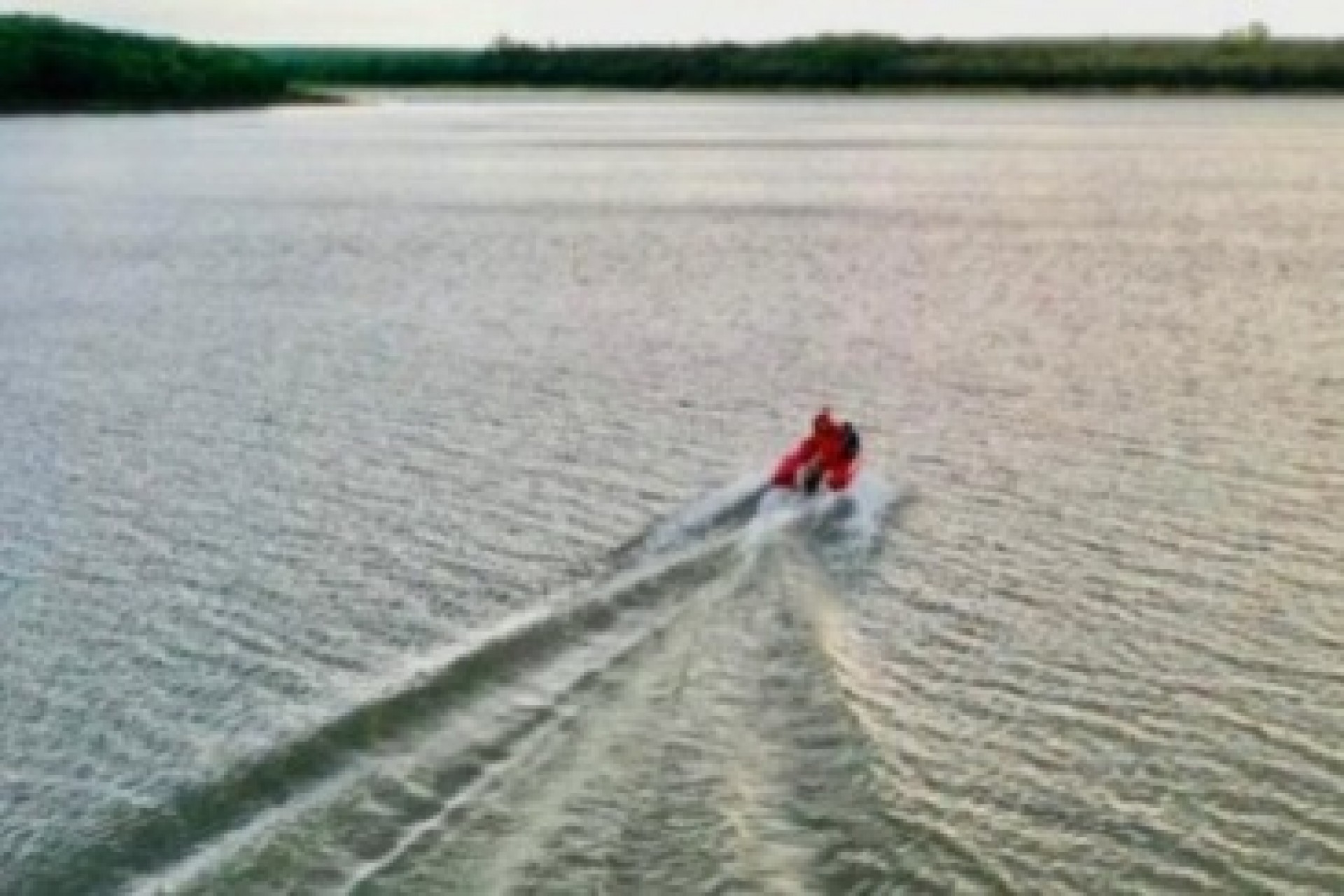 São Miguel: Homem morre afogado após barco virar no Lago de Itaipu