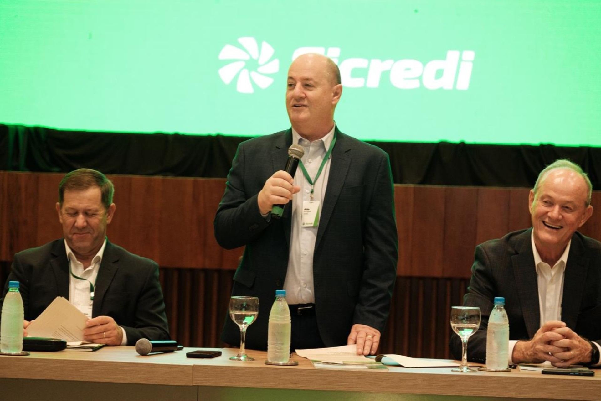 Sicredi Vanguarda apresentou resultados de 2024 e discutiu próximos passos em assembleia