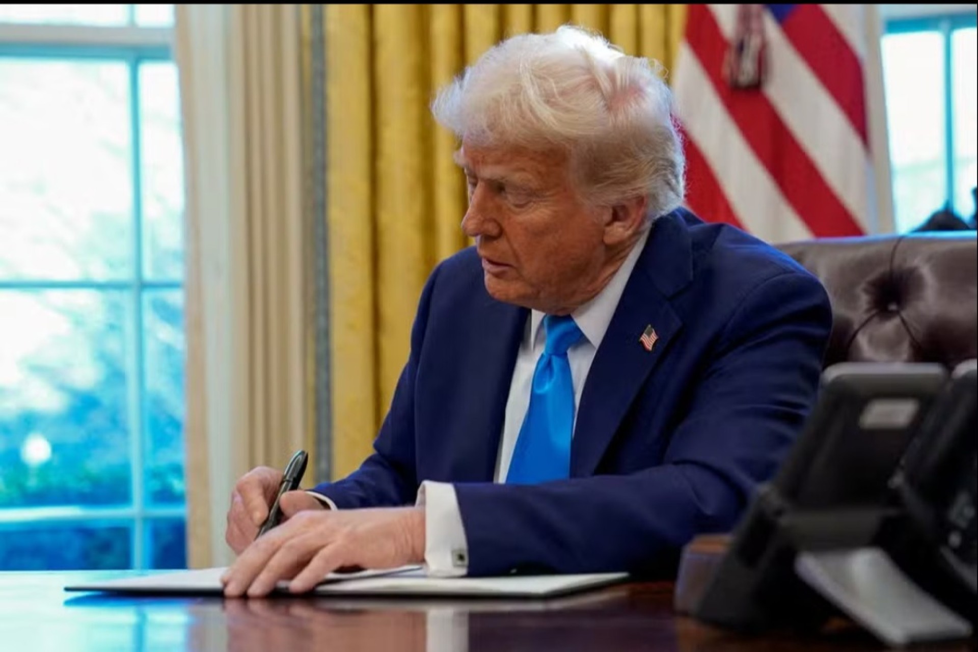 Trump muda regra eleitoral por decreto e cita Brasil como bom exemplo