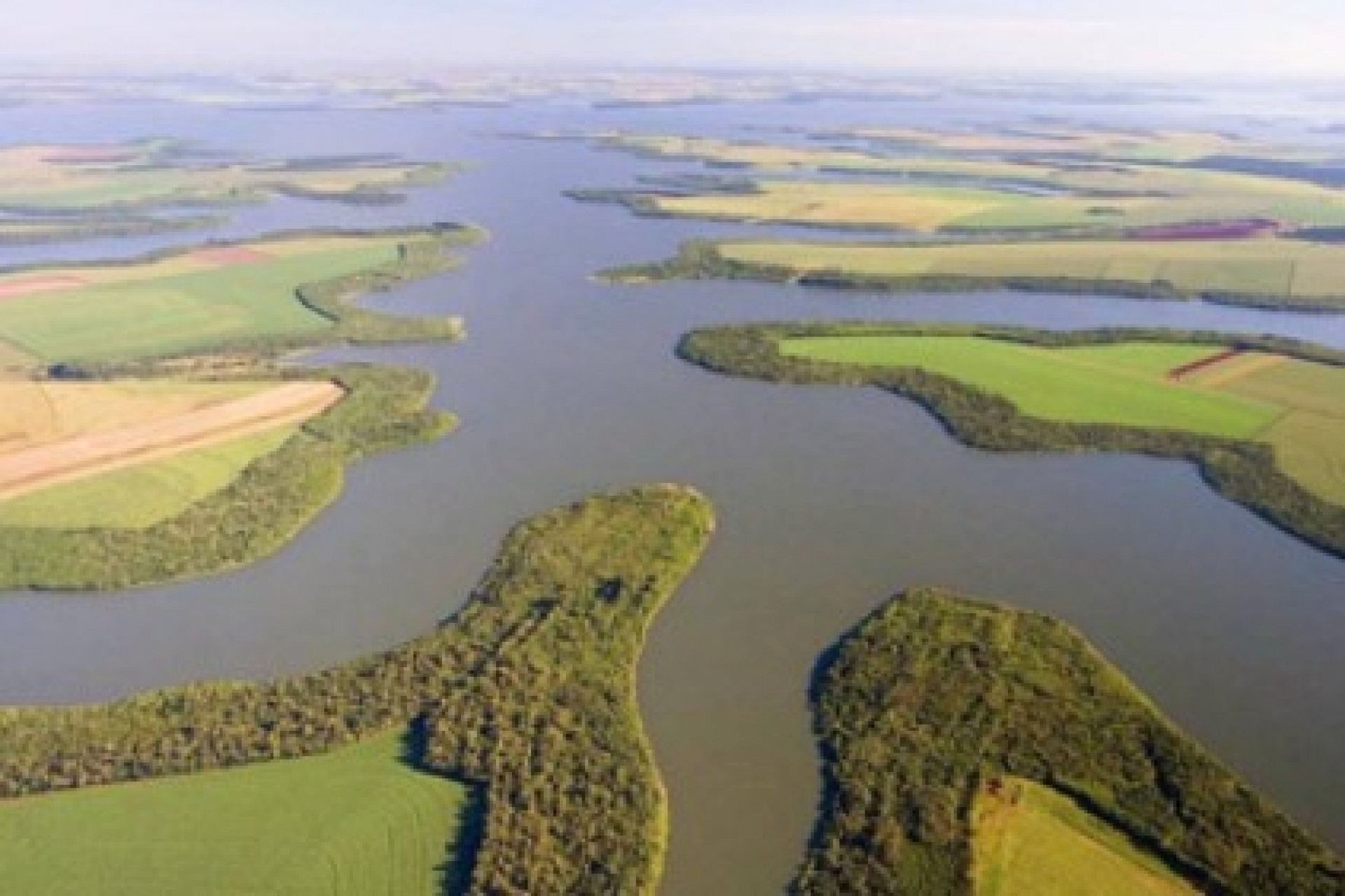 URGENTE: Dois homens de Itaipulândia estão desaparecidos no lago de Itaipu