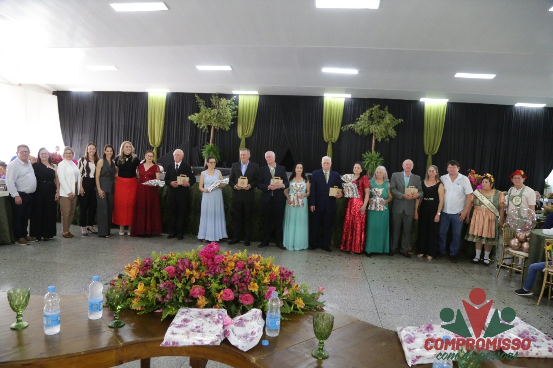 Valdir Fritzen e Lurdes Konzen são eleitos Vovô Charmoso e Mais Bela Idosa em Missal