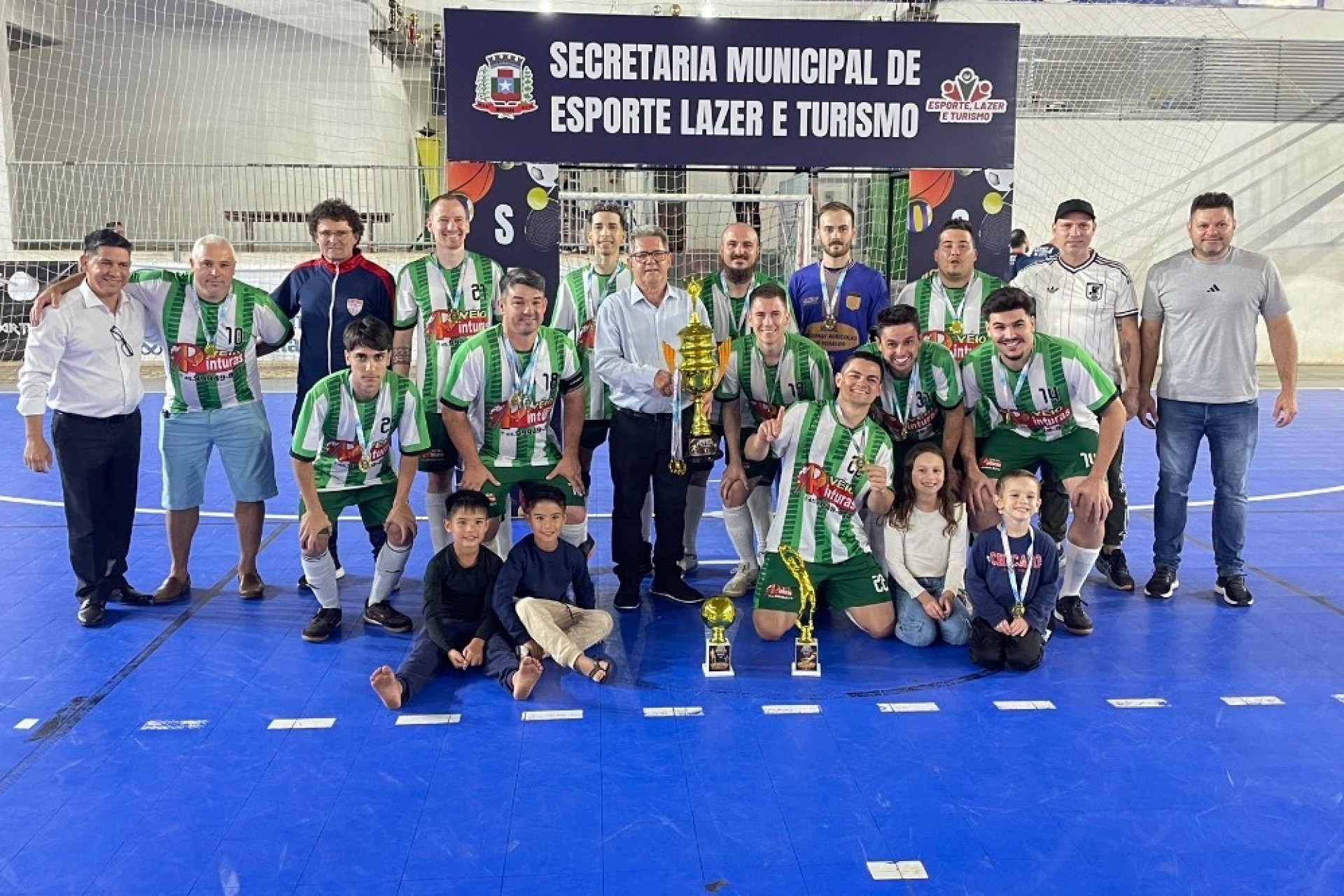 Veio Pinturas vence o Posto Costa Oeste/Estrela do Oeste e conquista o Municipal de Futsal