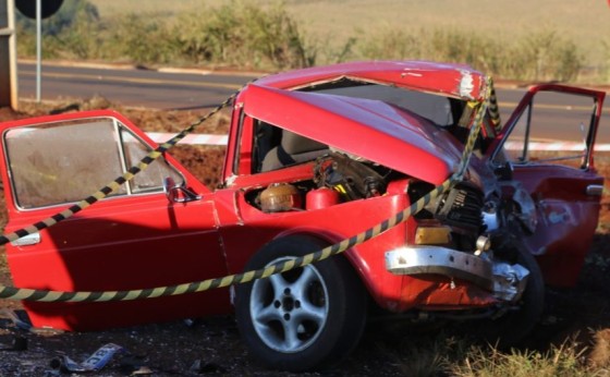 Acidente entre dois veículos deixa uma vítima fatal na PR-497 nas proximidades da Frivatti