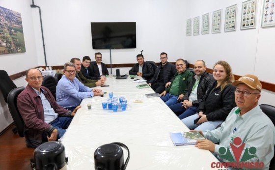 Administração discute com entidades sobre decreto de situação de emergência hídrica