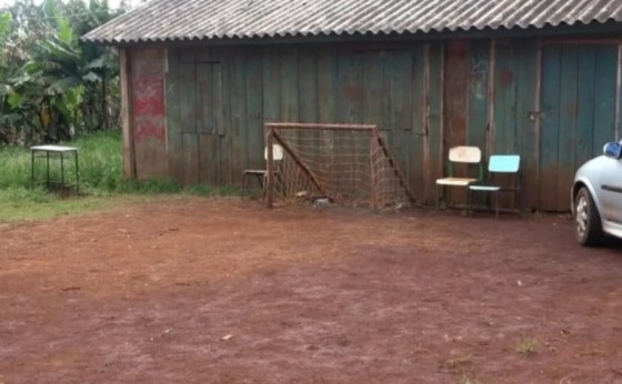 Adolescente é esfaqueado com canivete após briga durante jogo de futebol em escola de Cascavel