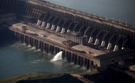 Agricultores perdem ação bilionária contra Itaipu e terão que pagar R$ 25 mil cada de ônus