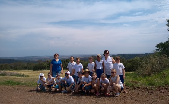 Alunos do 4º ano de Missal participam de passeio do Projeto Conhecendo Missal