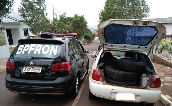 BPFron apreende veículo carregado com pneus contrabandeados em Missal
