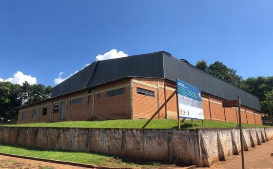 Caixa Econômica Federal não autoriza início de obra de reforma no Ginásio de Esportes do Portão