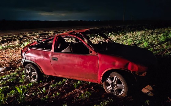 Capotamento foi registrado na PR-495 no começo da noite de hoje entre Missal e Medianeira