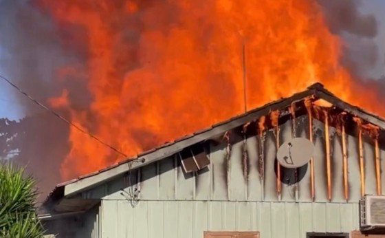 Casa onde idoso reside sozinho é destruída pelo fogo em Missal