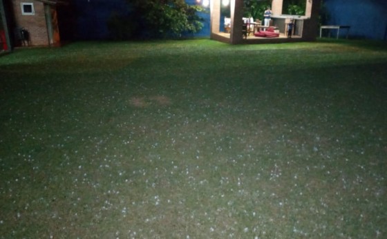 Chuva de Granizo que passou por Santa Rita - Paraguai se encaminha para o oeste Paranaense