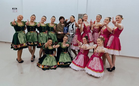 Cia Municipal de Dança de Missal Conquista 1º lugar no 11º Toledo em Dança