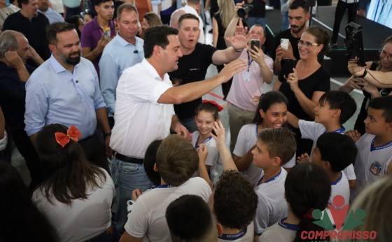 Comitiva de Missal prestigia inauguração Centro de Educação Profissional de Medianeira
