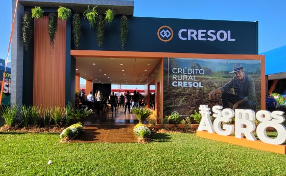 Cresol participa de mais uma edição do Show Rural Coopavel evidenciando sua atuação no agronegócio