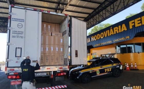 Em 4 horas, PRF apreende quatro carretas com 1,8 milhão de carteiras de cigarro no Paraná