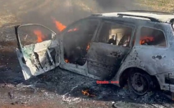 Equipes do Pátio de Máquinas e Defesa Civil combatem dois incêndios nesse domingo em Itaipulândia