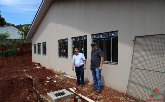 Falta pouco para conclusão da ampliação da Escola no Portão Ocoí