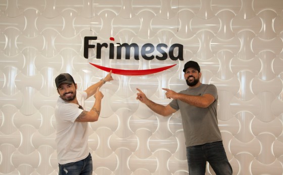 Fernando e Sorocaba visitam a Frimesa