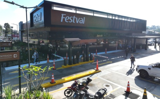 Festval reinaugura loja Arthur Bernardes após ampla modernização da unidade