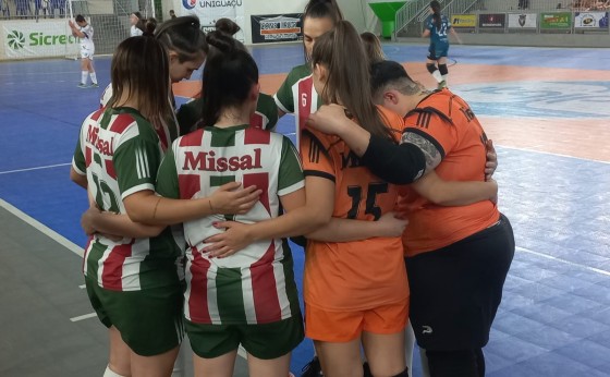 Futsal missalense fica com o 2º lugar no masculino e 3º lugar no feminino na fase Regional dos JAPS