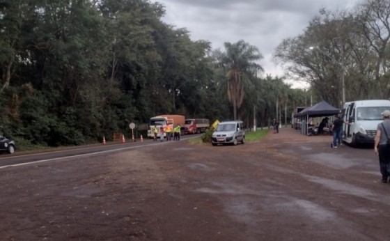 Gravação de série da Netflix interrompe trânsito na PR 497 em São Miguel do Iguaçu