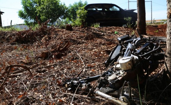 Grave acidente entre veículo e motocicleta deixa duas jovens gravemente feridas em Itaipulândia