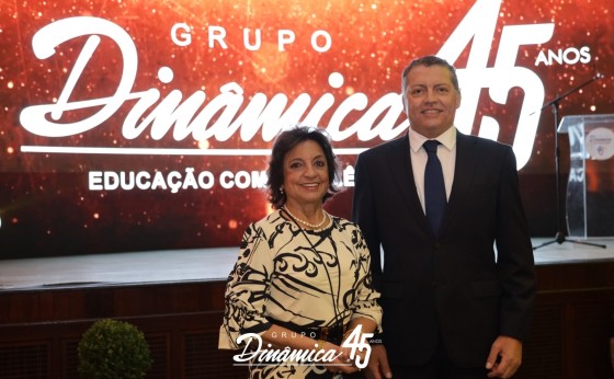 GRUPO DINÂMICA CELEBRA 45 ANOS DE HISTÓRIA EM GRANDE EVENTO DE MUITA EMOÇÃO