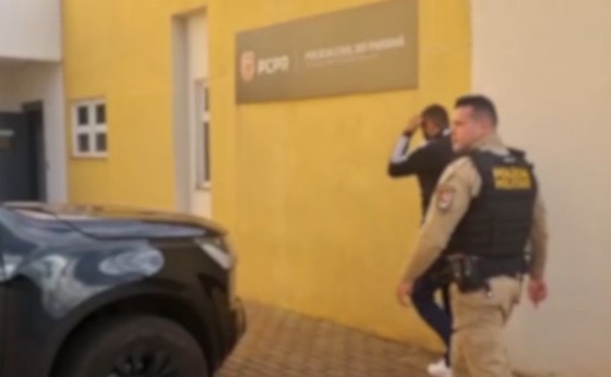 Homem é detido após colocar a mão dentro da calça de mulher que dormia em ônibus no Paraná