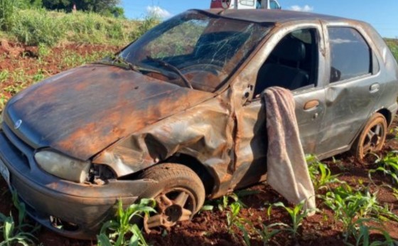 Homem morre após ser ejetado em capotamento na PR-317, em Santa Helena