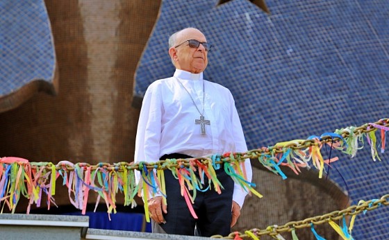 Itaipulândia: Cardeal Dom Raymundo Damasceno de Assis visita Monumento de Nossa Senhora