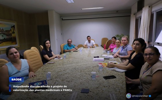 Itaipulândia discute adesão a projeto de valorização das plantas medicinais e PANCs