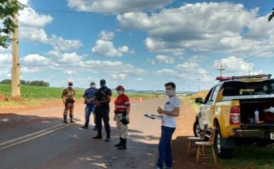 Mais de 100 pessoas estão envolvidas nos trabalhos de barreiras sanitárias em Santa Helena